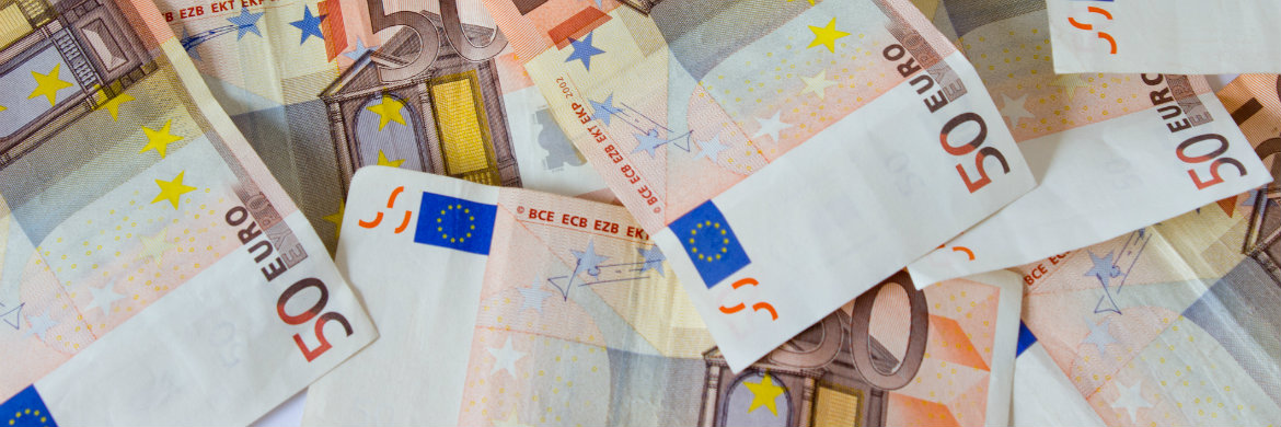 currency-newsMonthly Wrap: Euro riding high as US dollar struggles 
